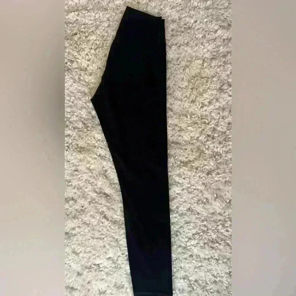 Everlane Renew Leggings Black - Picture 7 of 8